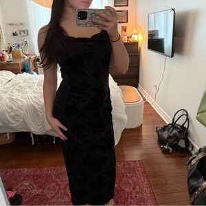Dynamite Black Floral Velvet Maxi Dress